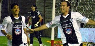 APERTURA 2010: AVISENLE AL BICHI QUE SE JUEGA EN HURACÁN