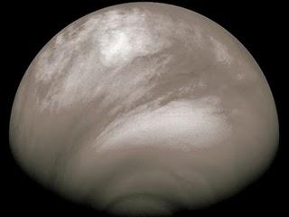 Fotografía de Venus y sus nubes ácidas