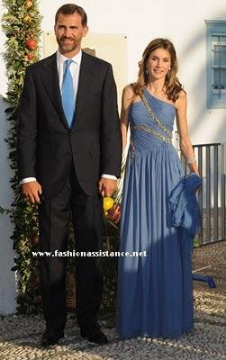 Dña. Letizia, espléndida en la boda de Nicolás de Grecia. El look de la Princesa