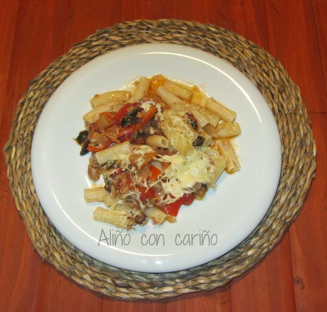 MACARRONES RALLADOS CON SARDINAS Y ATÚN