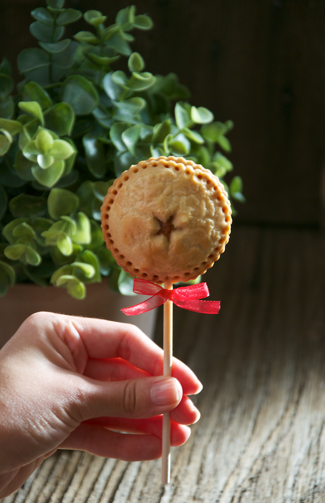 Apple pie pops o piruletas de manzana