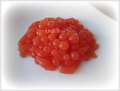 BOQUERONES CON CAVIAR DE TOMATE BOQUERONES CON CAVIAR DE TOMATE