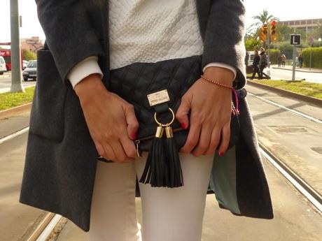 Blanco y Gris Blanco y Gris