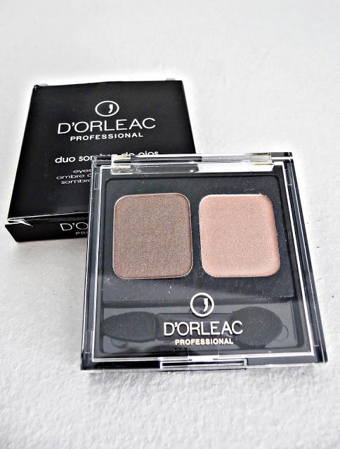 D´Orleac: dúo de sombras, maquillaje compacto o polvos, colorete, agua micelar y khol