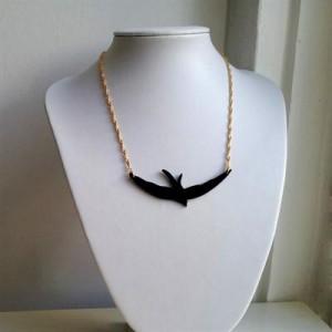 la mouchette2 300x300 REGALOS PARA NOSOTRAS   ESPECIAL NAVIDAD