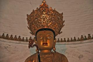 MONTAÑA EMEI Y TEMPLO WANNIAN