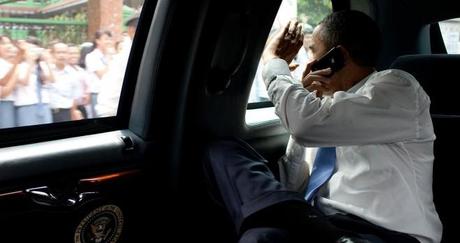 Obama no usa un iPhone por no ser suficientemente seguro