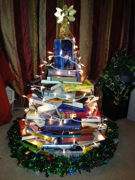 Cómo hacer un árbol de navidad con tus libros favoritos
