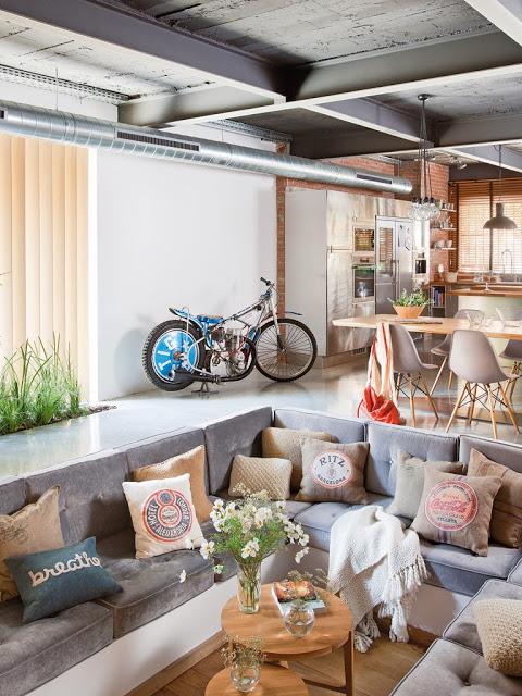 UN LUMINOSO LOFT CON UN JARDIN INTERIOR