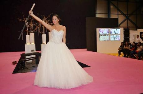 ∞Desfiles Arosa Novias 2013∞ Segunda parte: Paco´s Moda & Matucha Novias & Isabelle Noivas ∞Desfiles Arosa Novias 2013∞ Segunda parte: Paco´s Moda & Matucha Novias & Isabelle Noivas