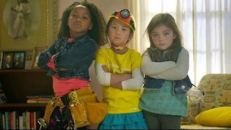 ¡Jugar a las muñecas se acabó!