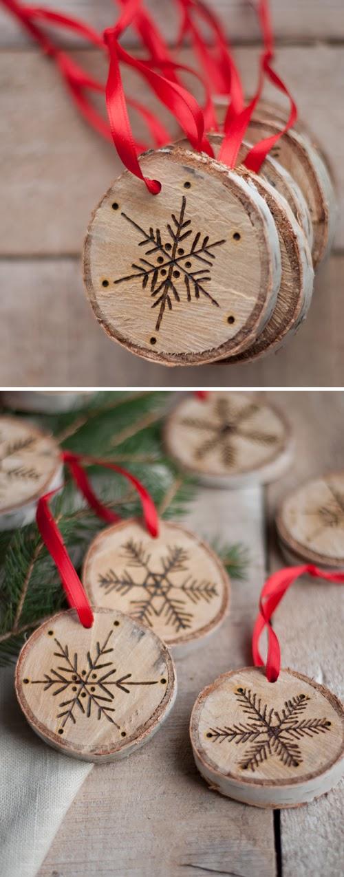 DIY....ADORNOS DE NAVIDAD CON MADERA GRABADA