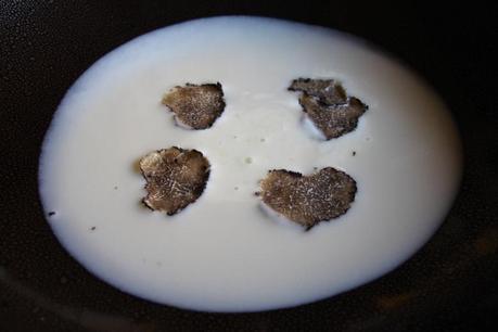 Crema de nyàmeres amb tòfona i parmesà