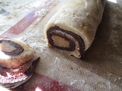 Tronco de mazapán y castañas