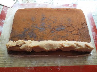 Tronco de mazapán y castañas