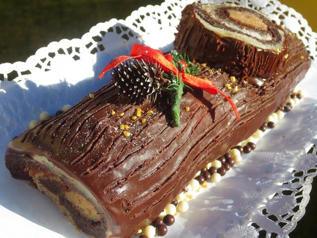 Tronco de mazapán y castañas