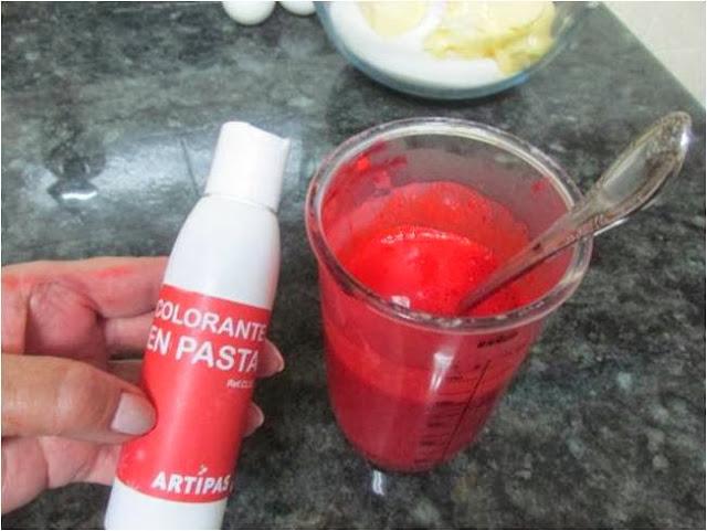 RED  VELVET   (TERCIOPELO ROJO)