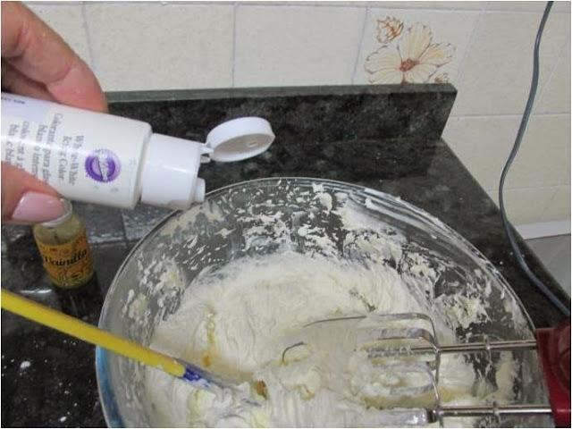 RED  VELVET   (TERCIOPELO ROJO)