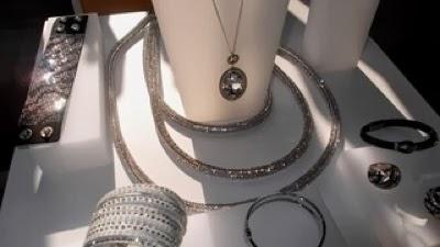 Glam tribal de Swarovski primavera verano 2014