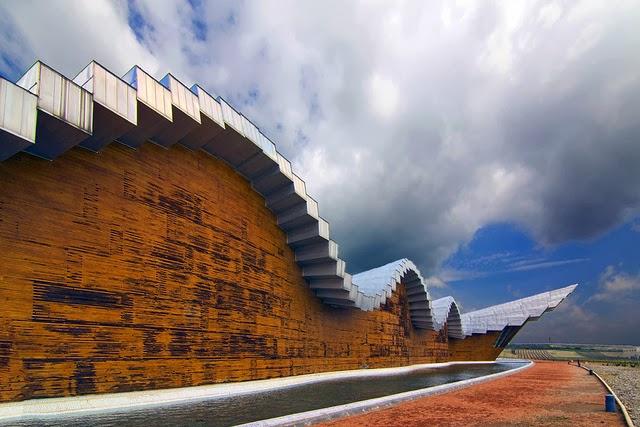 JUNTOS DE NUEVO (II): LA QUE FALTABA ESTÁ EN CASA.