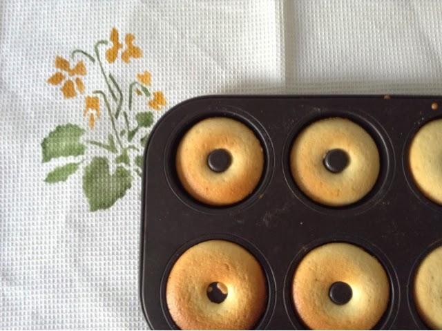 Magdalenas-Donut caseras de limón: desayuno o merienda ideal para niños