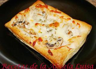 PIZZA DE HOJALDRE CON POLLO Y CHAMPIÑÓN