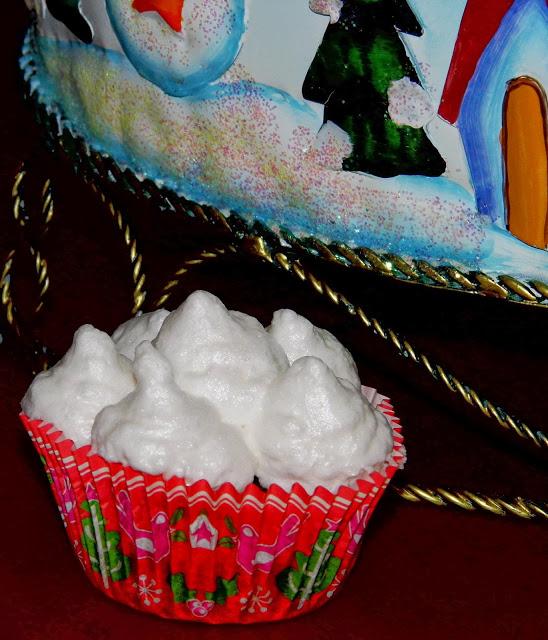 CUP CAKES DE CHOCO Y NIEVE, DEFINITIVAMENTE EL MERENGUE ES MI  PESADILLA
