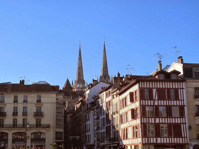 Bayona merece una visita.