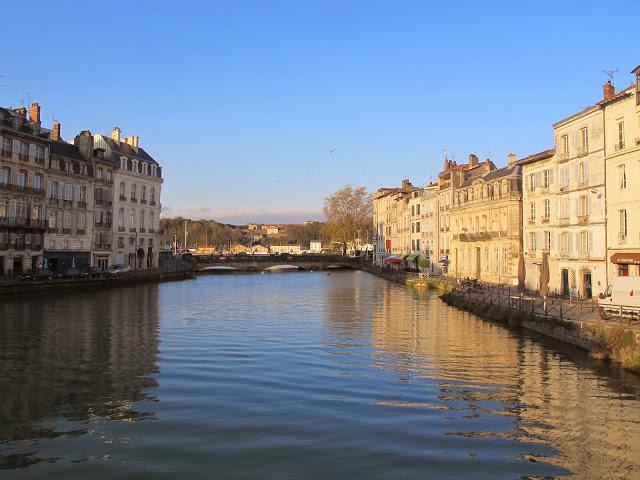 Bayona merece una visita.