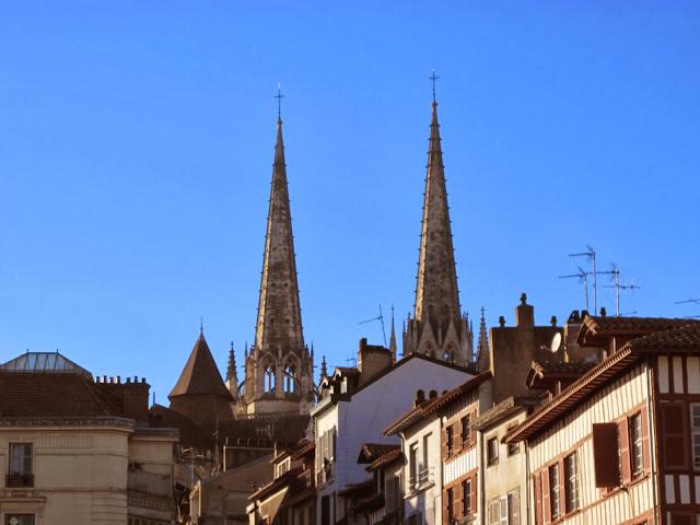 Bayona merece una visita.