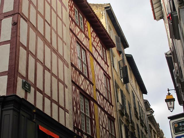 Bayona merece una visita.