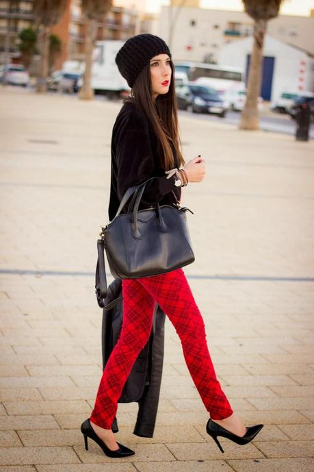 Beanie, Heels And Tartán Beanie, Heels And Tartán
