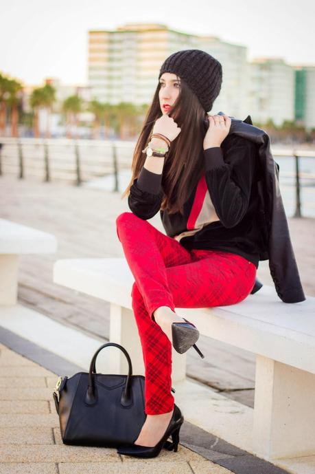 Beanie, Heels And Tartán Beanie, Heels And Tartán