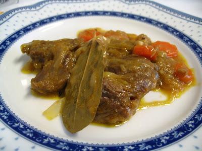 SOPA DE MANZANA VERDE Y ZANAHORIA + RAGOUT DE TERNERA