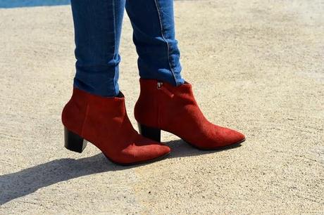 RED BOOTIES RED BOOTIES