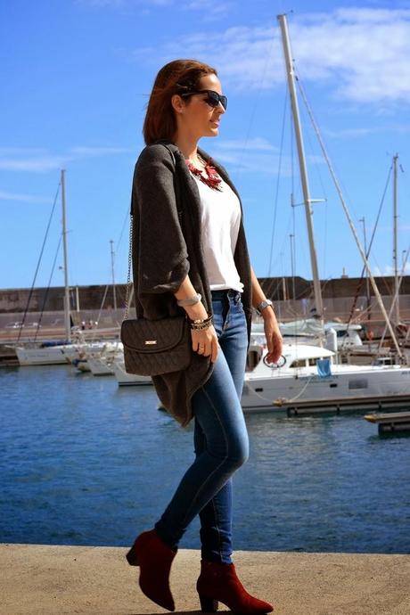 RED BOOTIES RED BOOTIES