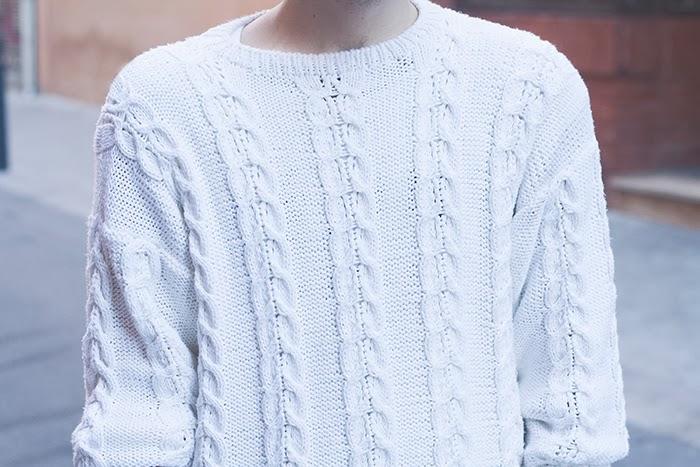 SUNGLASSES AT WINTER