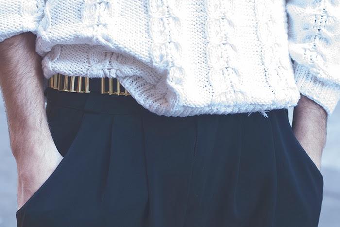 SUNGLASSES AT WINTER