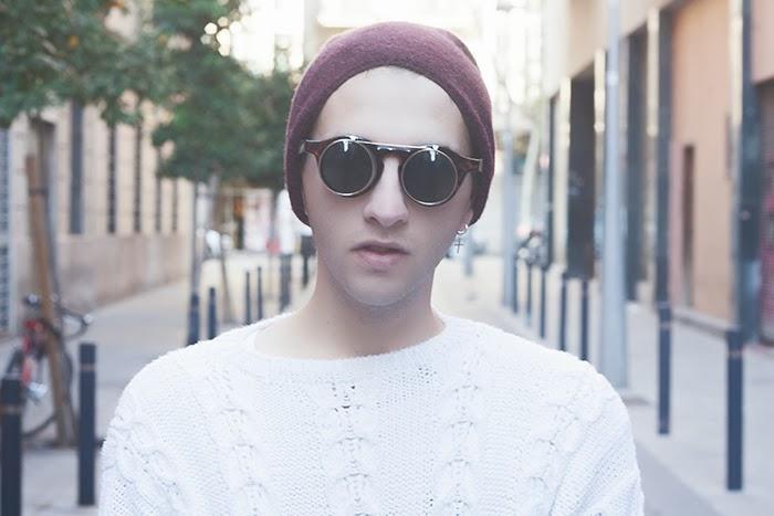 SUNGLASSES AT WINTER