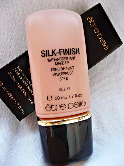 Silk finish make up de ETRE BELLE (base fluida de maquillaje que atenúa las líneas de expresión)