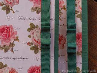 Conjunto de rosas en verde.