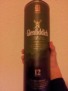 Cóctel de whisky de Malta con pera