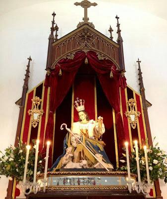 Facinas celebró la Vigilia de la Inmaculada ante su patrona, la Divina Pastora