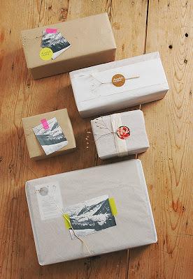 Hermoso regalo en un hermoso envoltorio