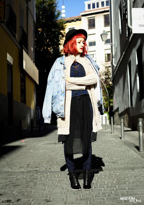 Hello Redhead! amintaonline_tartan-1