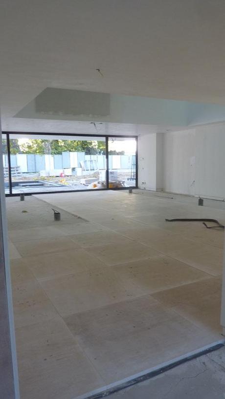 NUEVAS IMÁGENES DE OBRA DE LA VIVIENDA PROYECTADA AL ESTE DE LA CAPITAL