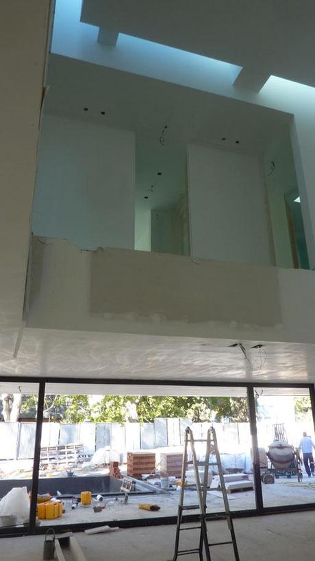 NUEVAS IMÁGENES DE OBRA DE LA VIVIENDA PROYECTADA AL ESTE DE LA CAPITAL