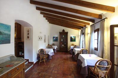 El restaurante @alsantuario de Jávea recupera recetas romanas de la gastronomía de la felicidad.