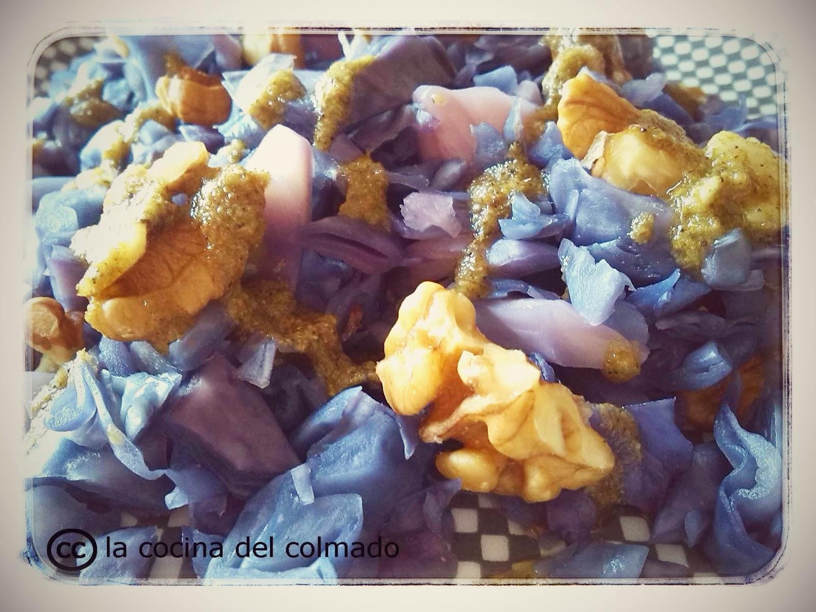 Lombarda con nueces y salsa de ajo y jengibre