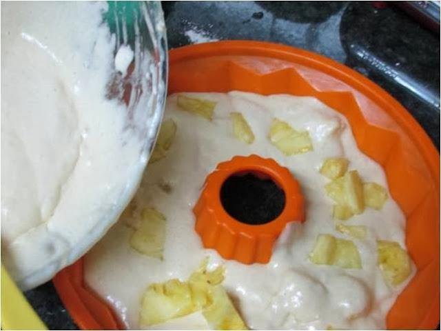 BIZCOCHO JUGOSO DE PIÑA